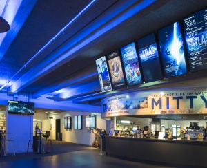 Plakater med teaser billeder